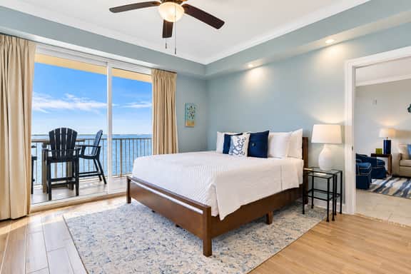 Harbour Pointe 301 - Image 4